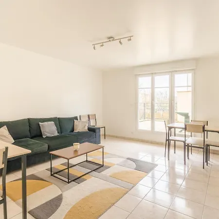Cocon Familial 15min Disneyland 35min Paris Apartment Bussy-Saint-Georges